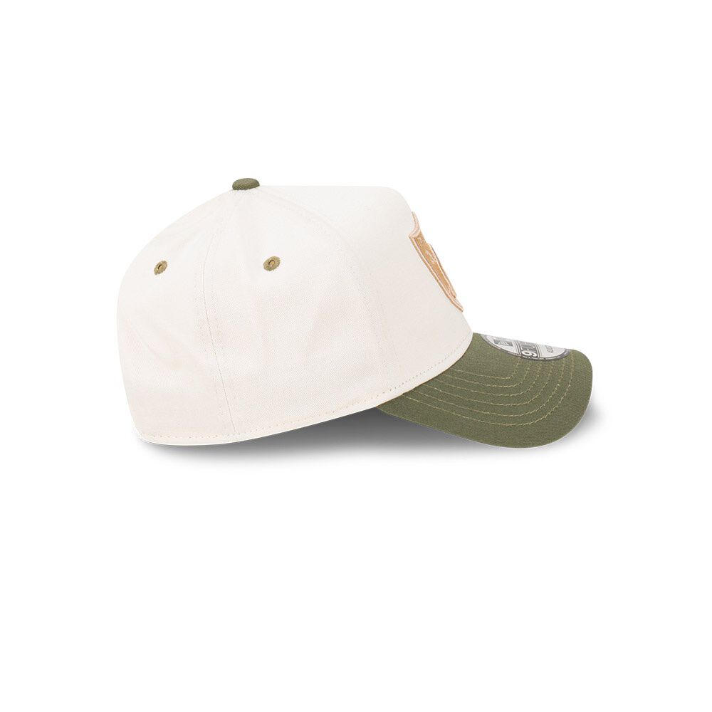 Gorra 9forty Las Vegas Raiders Winecork Olive Beige image number 5.0